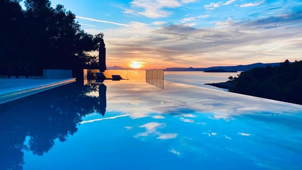 Vrbanj Holiday Hvar מראה חיצוני תמונה