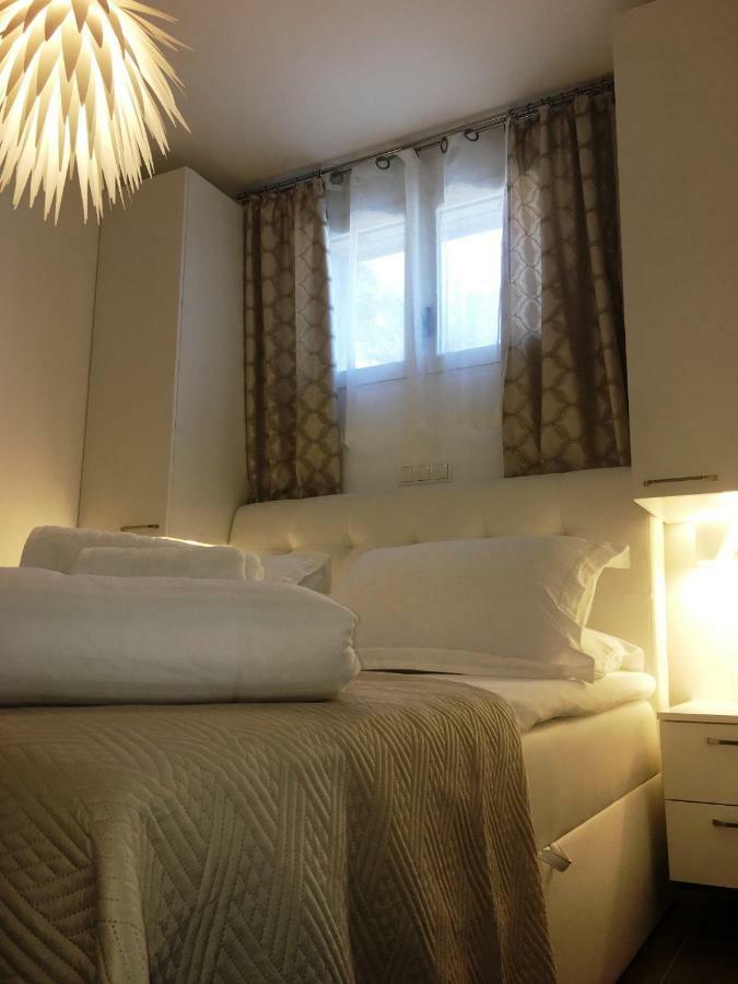 Vrbanj Holiday Hvar מראה חיצוני תמונה