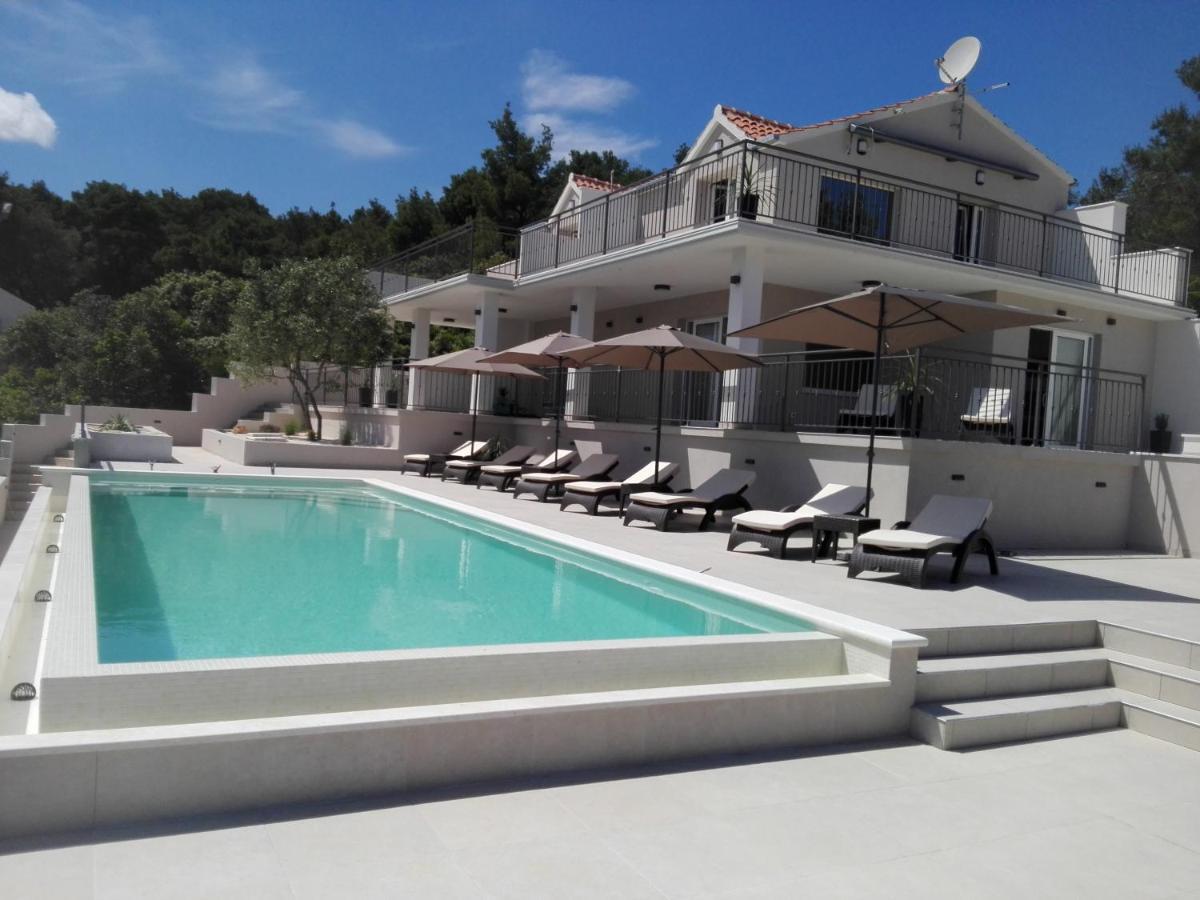 Vrbanj Holiday Hvar מראה חיצוני תמונה